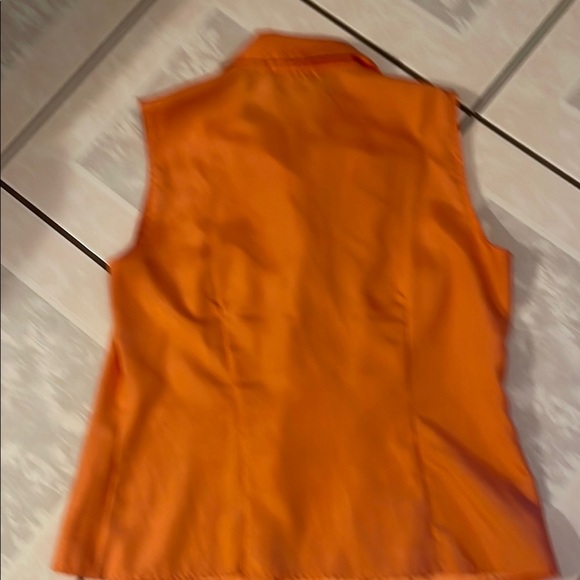 Sag Harbor Orange Sleeveless Ruffled Button Down and Pants Set. - Picture 3 of 6